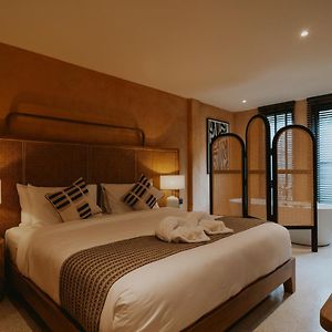 Deluxe Zimmer mit Kingsize-Bett